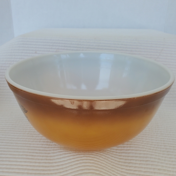 2 Pyrex Old Orchard Mixing 403 402 Bowls Fruit Brown Round 2.5qt 1.5 qt - Picture 3 of 16